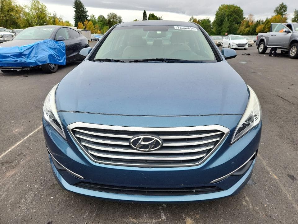 2017 HYUNDAI SONATA SE 5