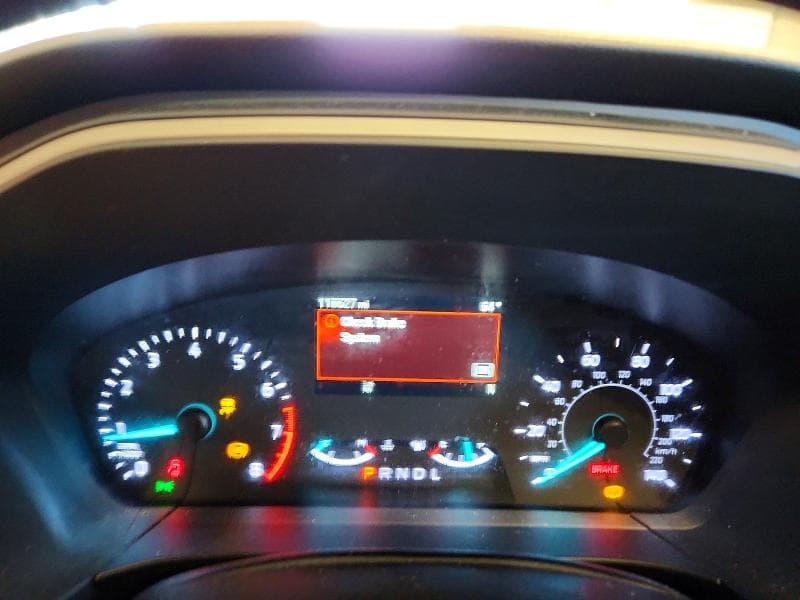 2022 FORD ESCAPE SE 9
