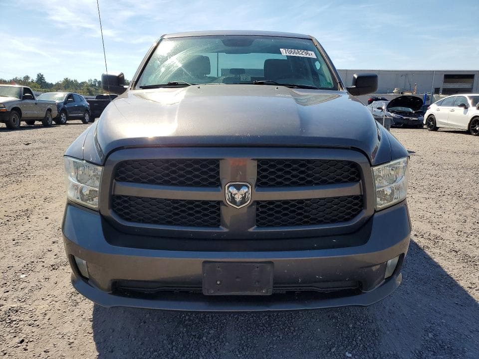2017 RAM 1500 ST 5
