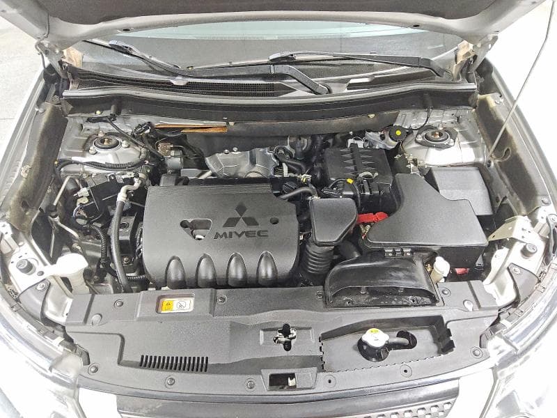 2019 MITSUBISHI OUTLANDER SE 12