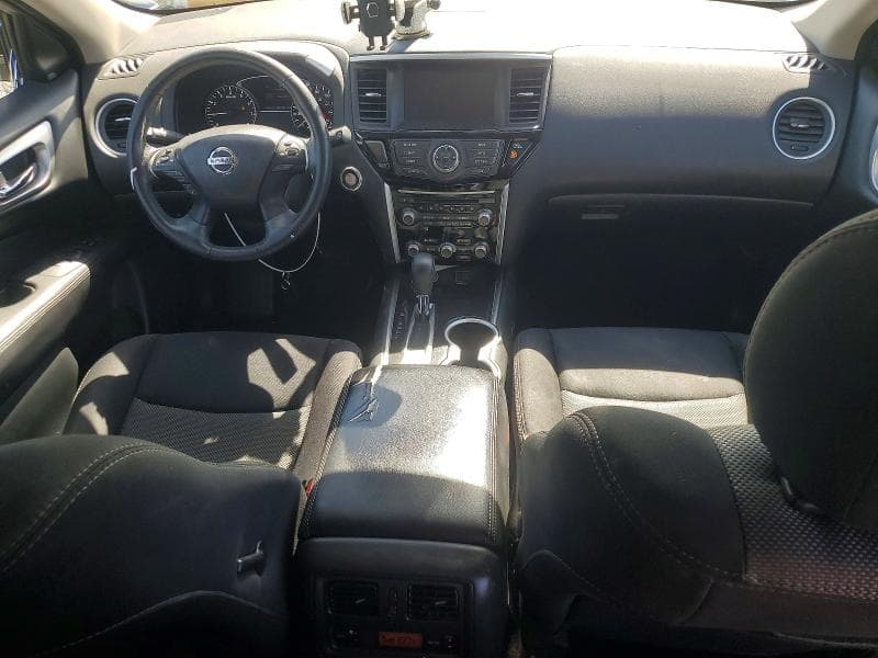 2019 NISSAN PATHFINDER SV 8