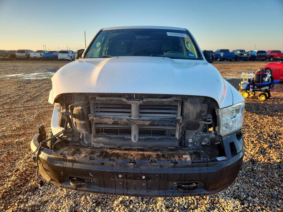2017 RAM 1500 ST 5