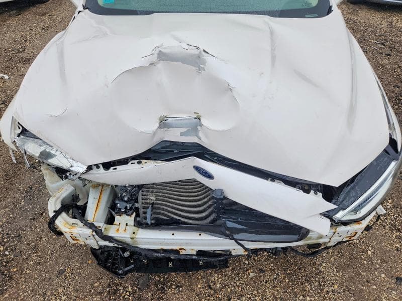 2017 FORD FUSION SE 11