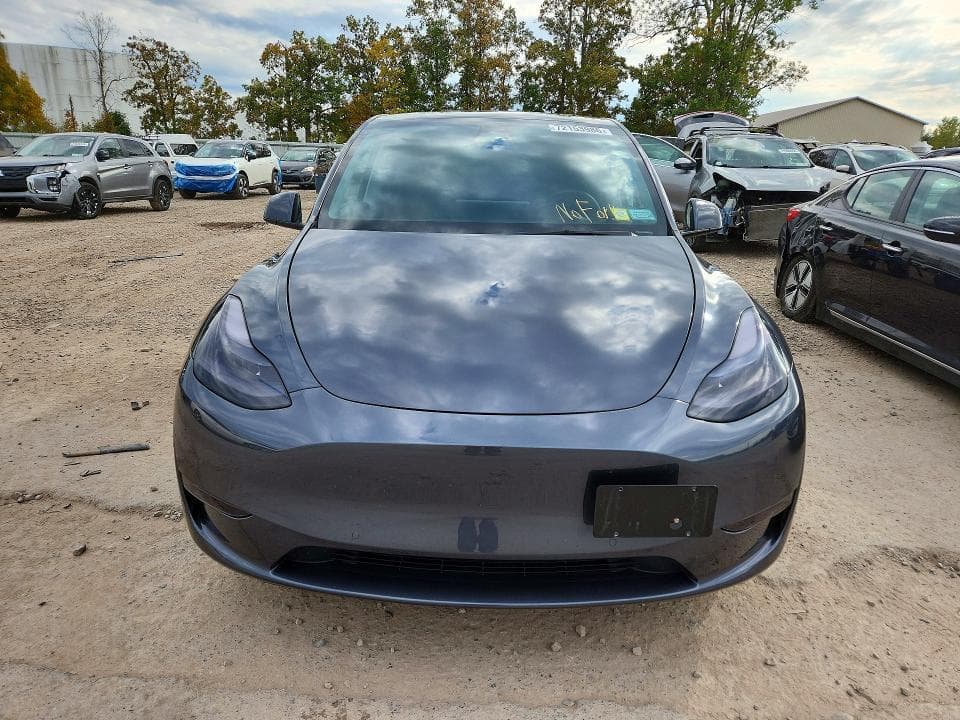 2022 TESLA MODEL Y 5