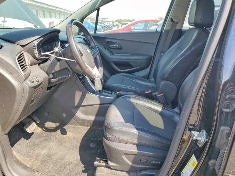 2021 CHEVROLET TRAX 1LT 7
