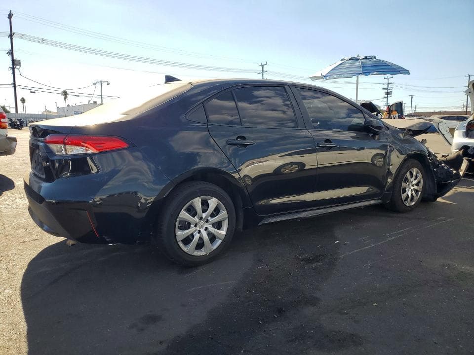 2020 TOYOTA COROLLA LE 3