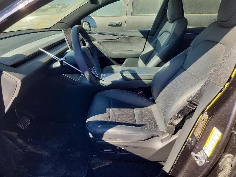 2026 TESLA MODEL Y 7