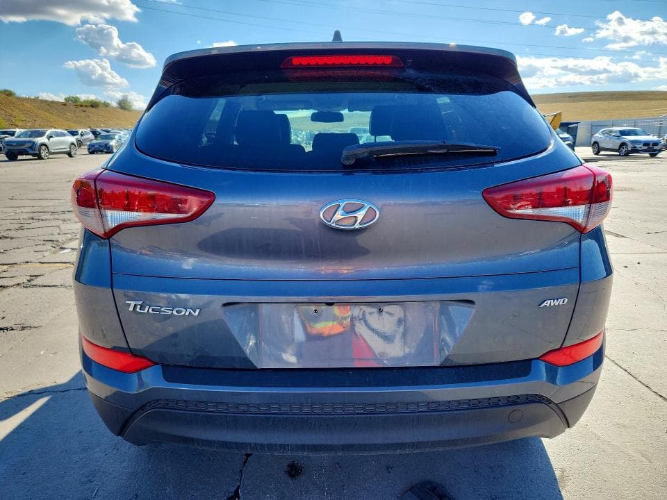 2017 HYUNDAI TUCSON SE PLUS 6