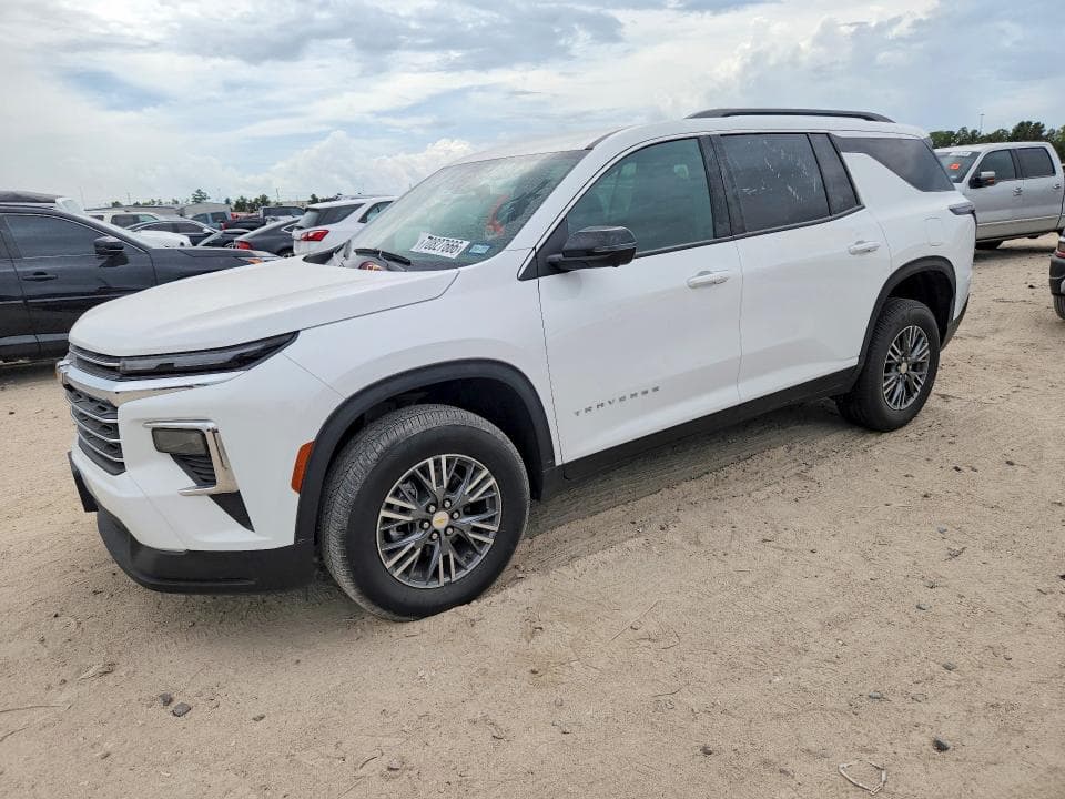 2025 CHEVROLET TRAVERSE LT - 1