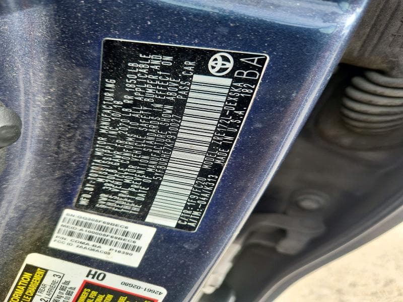 2019 TOYOTA COROLLA SE 13