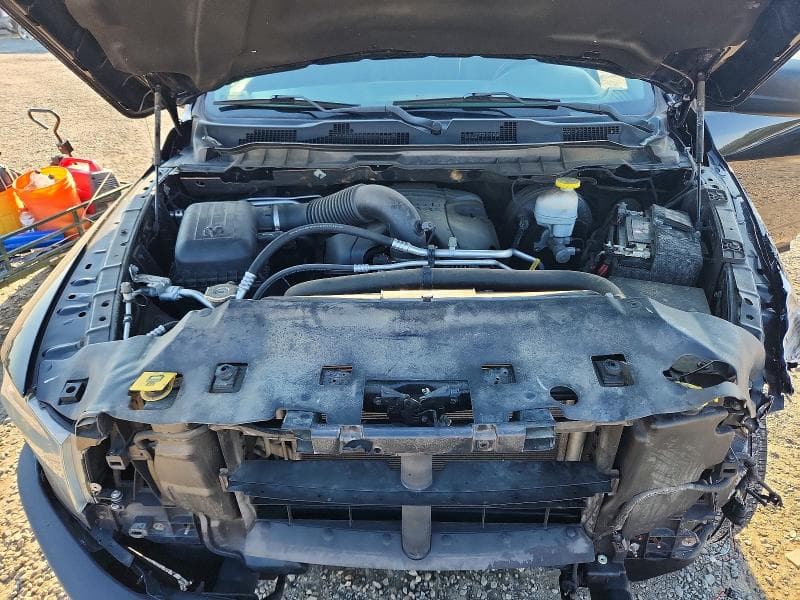 2019 RAM 1500 CLASSIC SLT 11