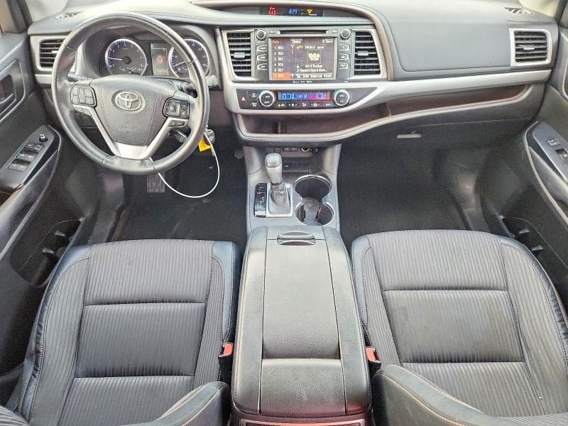 2018 TOYOTA HIGHLANDER LE PLUS 8