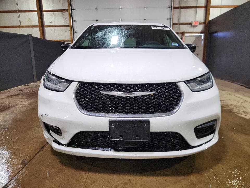 2026 CHRYSLER PACIFICA LIMITED 5