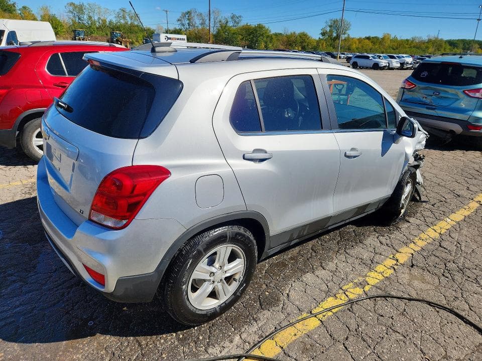 2019 CHEVROLET TRAX 1LT 3