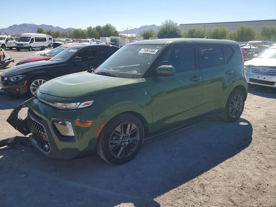2022 KIA SOUL EX
