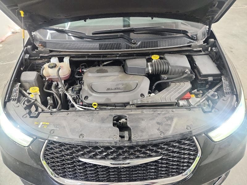 2025 CHRYSLER PACIFICA SELECT 12