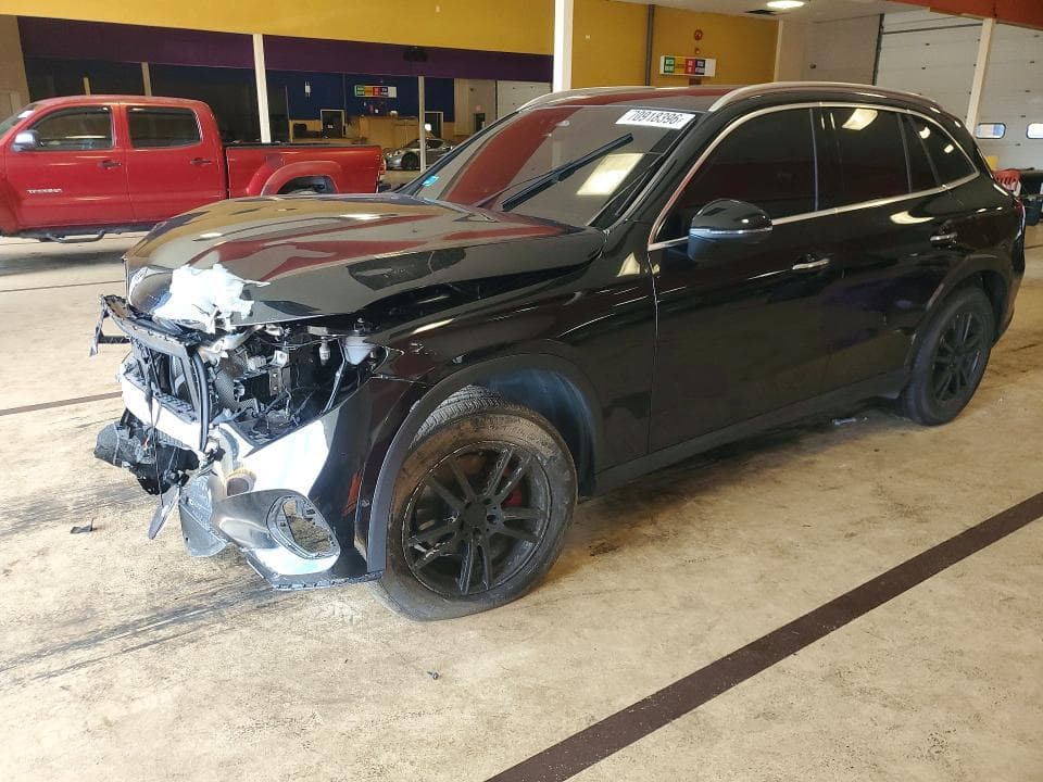 2023 MERCEDES-BENZ GLC 300 4MATIC