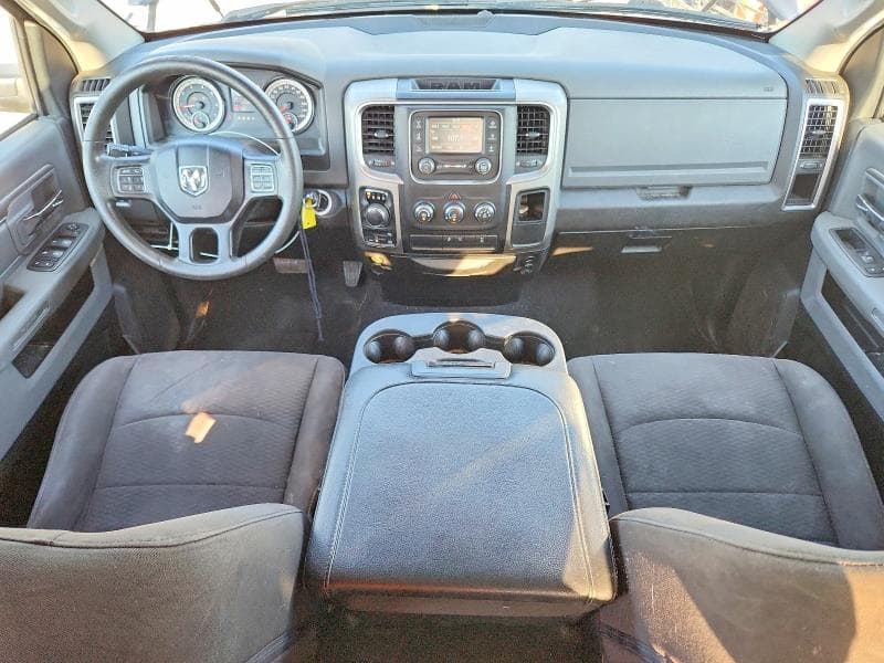 2019 RAM 1500 CLASSIC SLT 8