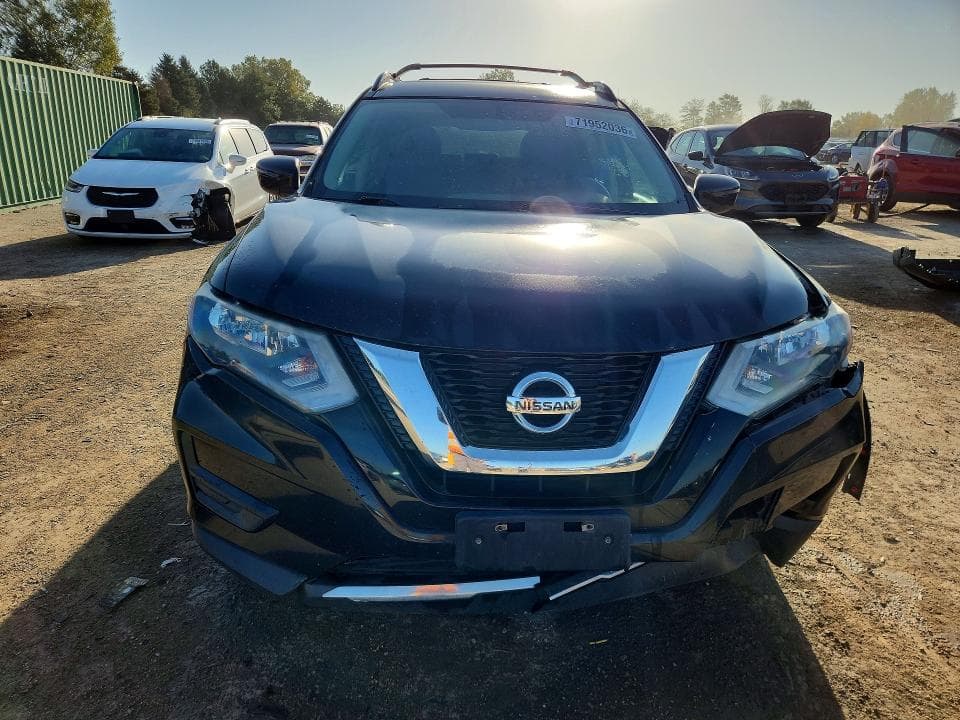 2017 NISSAN ROGUE SV 5