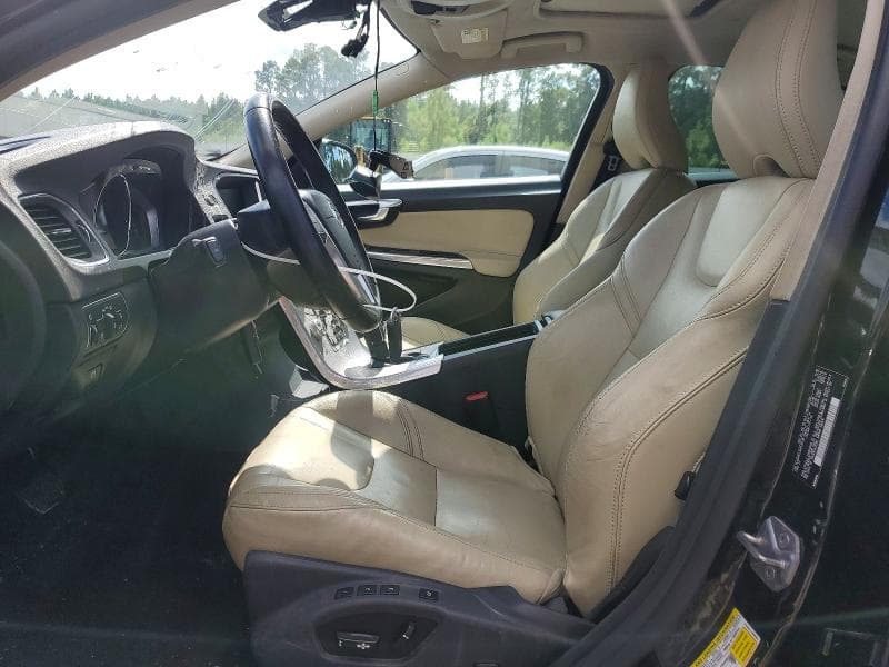 2017 VOLVO S60 7