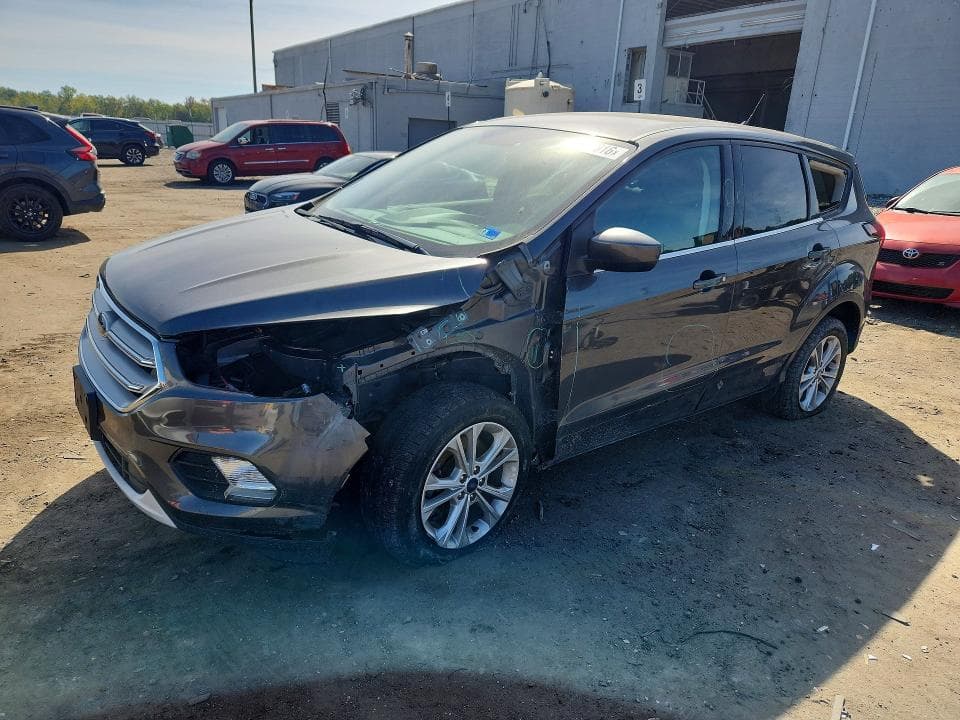 2019 FORD ESCAPE SE - 1