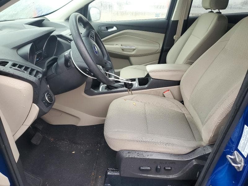 2017 FORD ESCAPE SE 7