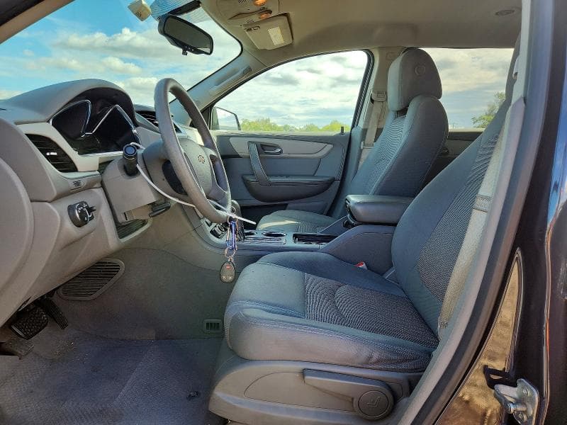 2017 CHEVROLET TRAVERSE LS 7