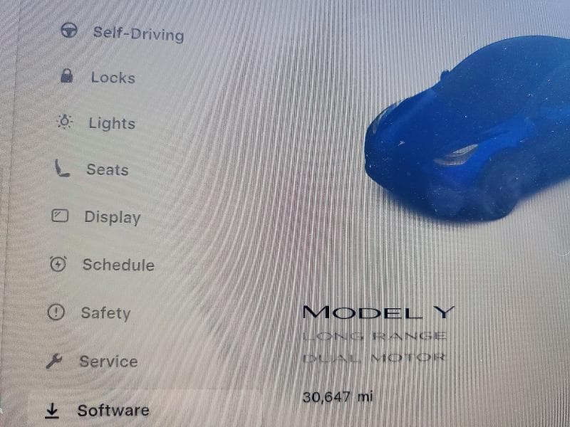 2023 TESLA MODEL Y 9