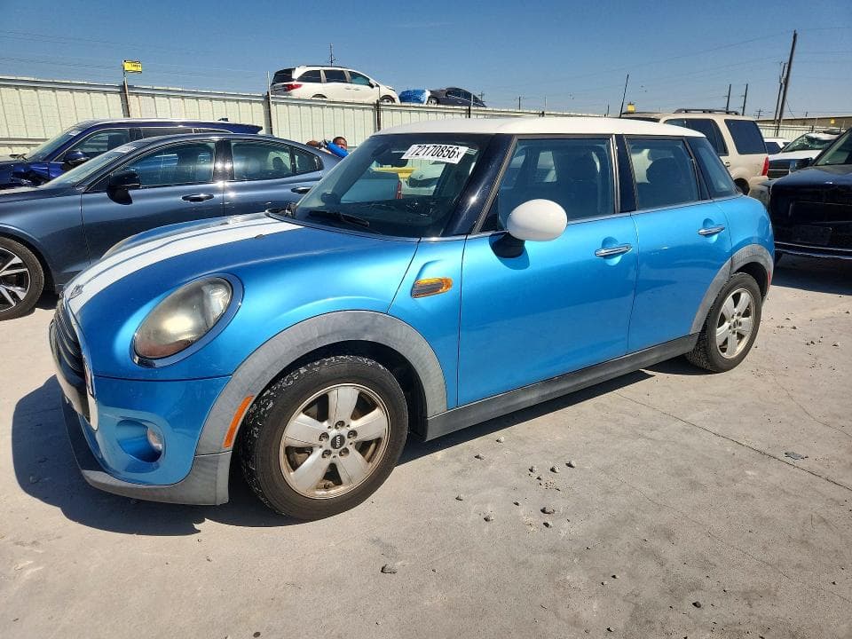 2017 MINI COOPER