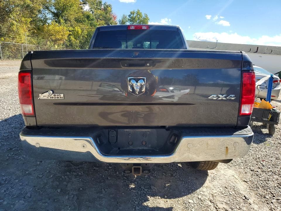 2018 RAM 1500 SLT 6