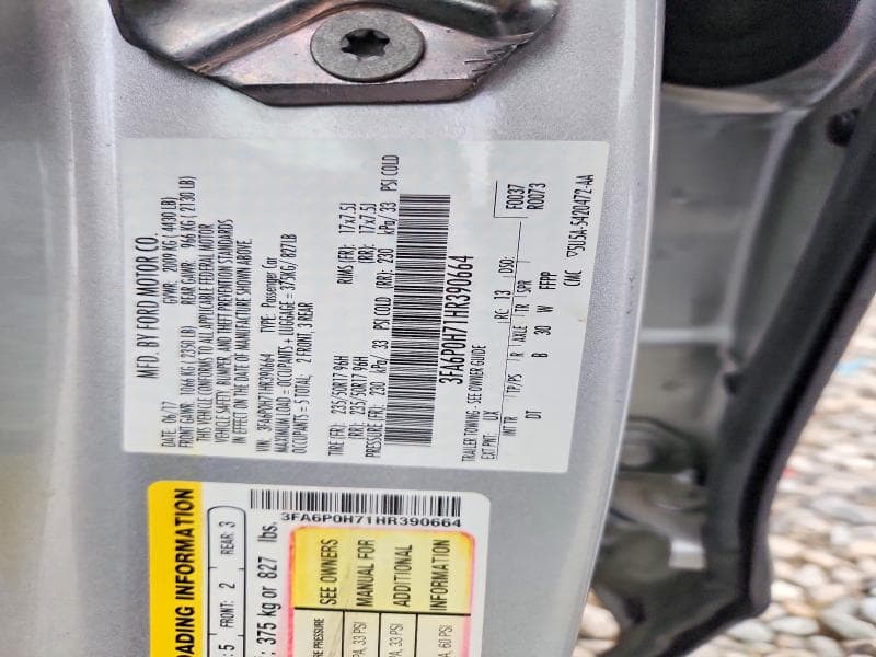 2017 FORD FUSION SE 12