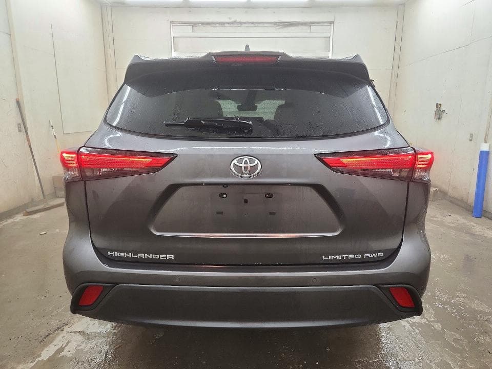 2023 TOYOTA HIGHLANDER LIMITED 6