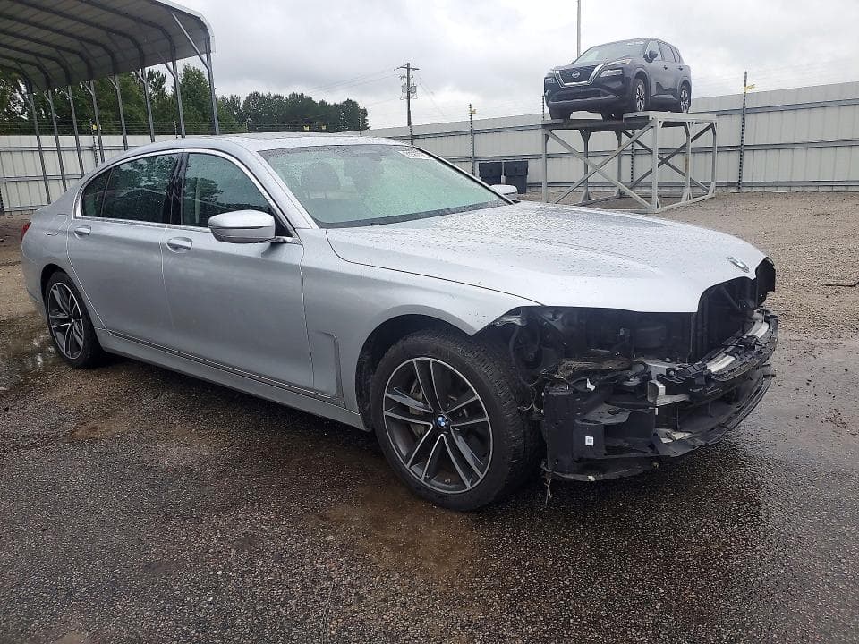 2020 BMW 750 XI 4