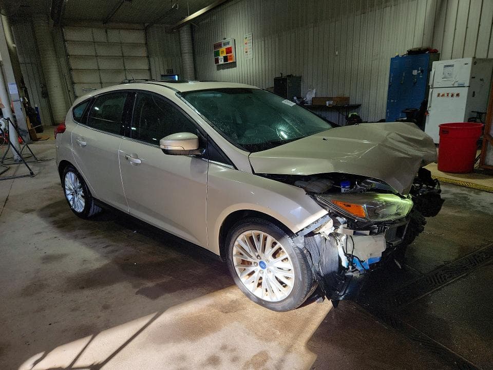 2017 FORD FOCUS TITANIUM 4