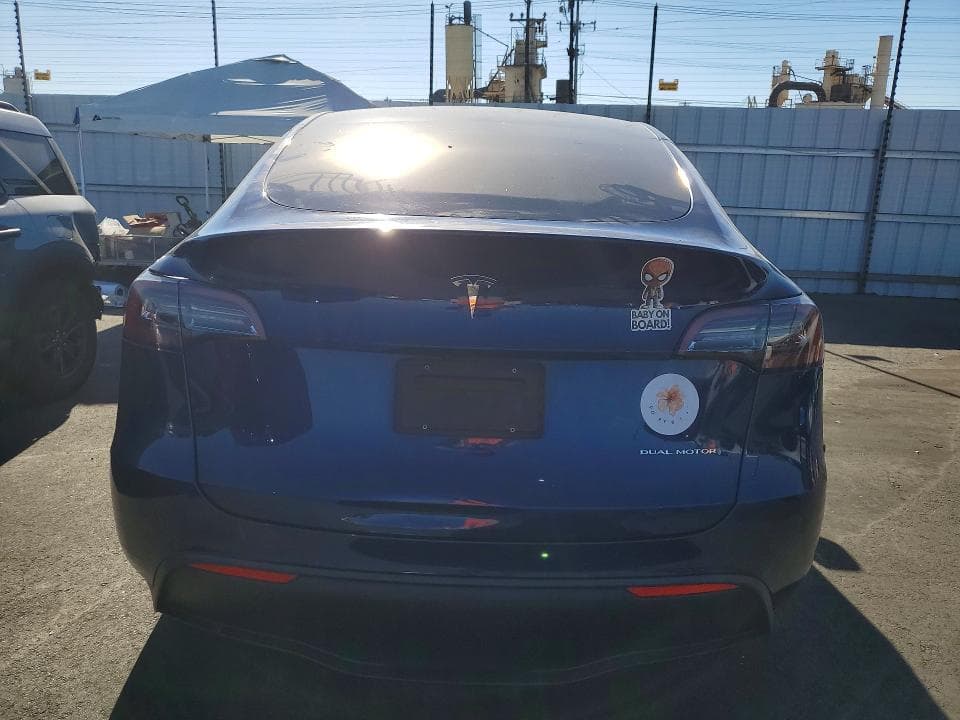 2021 TESLA MODEL Y 6