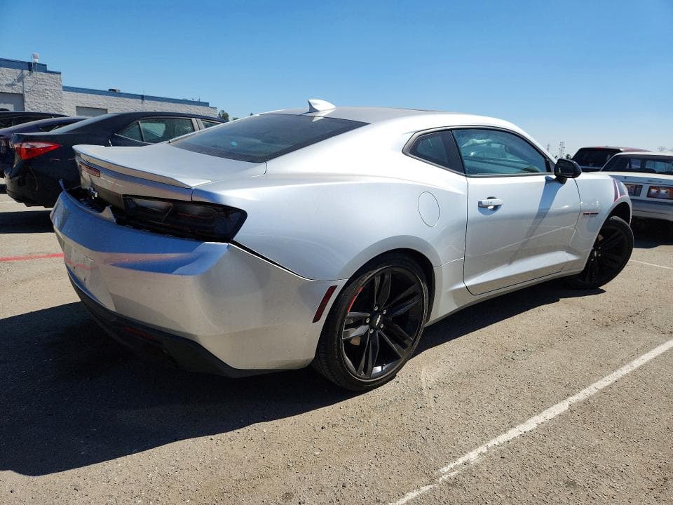 2018 CHEVROLET CAMARO LT 3