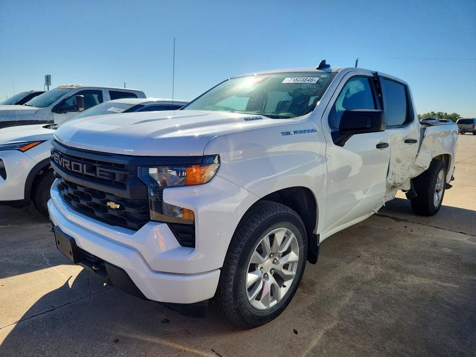 2025 CHEVROLET SILVERADO C1500 CUSTOM