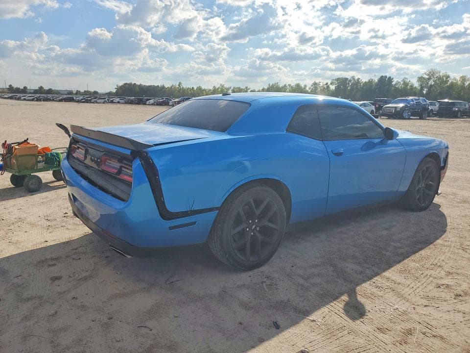 2019 DODGE CHALLENGER SXT 3