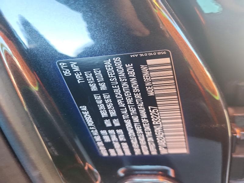 2019 PORSCHE MACAN S 12