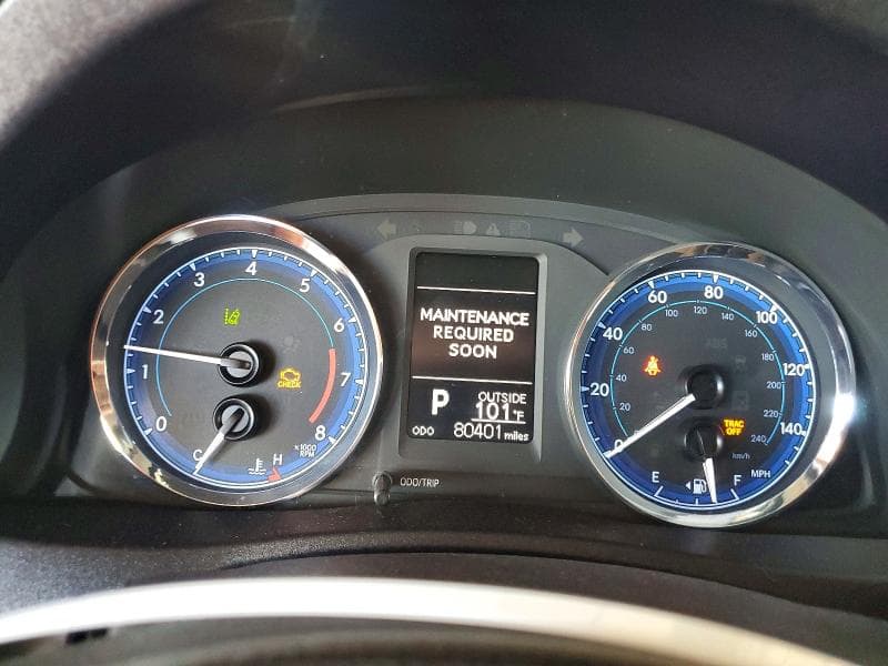 2017 TOYOTA COROLLA LE 9