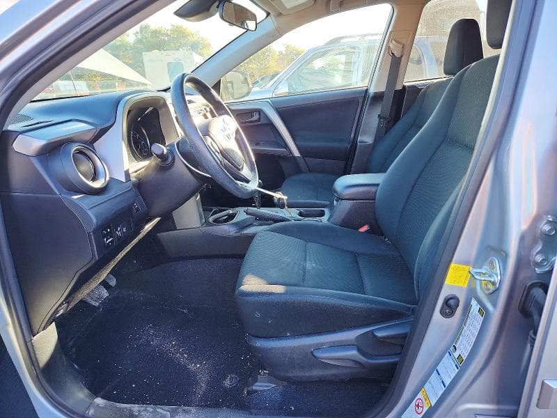 2017 TOYOTA RAV4 LE 7