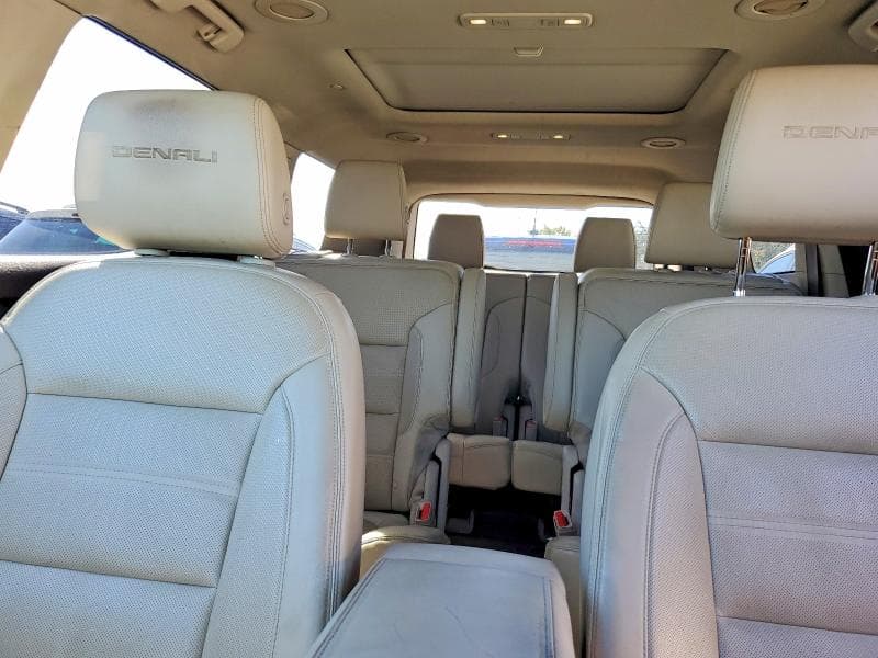 2017 GMC ACADIA DENALI 10