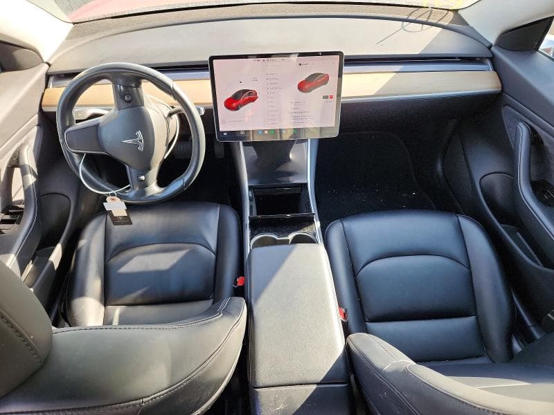 2018 TESLA MODEL 3 8