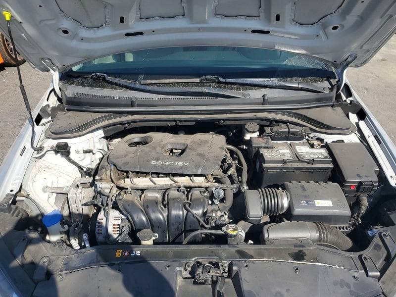 2017 HYUNDAI ELANTRA SE 11