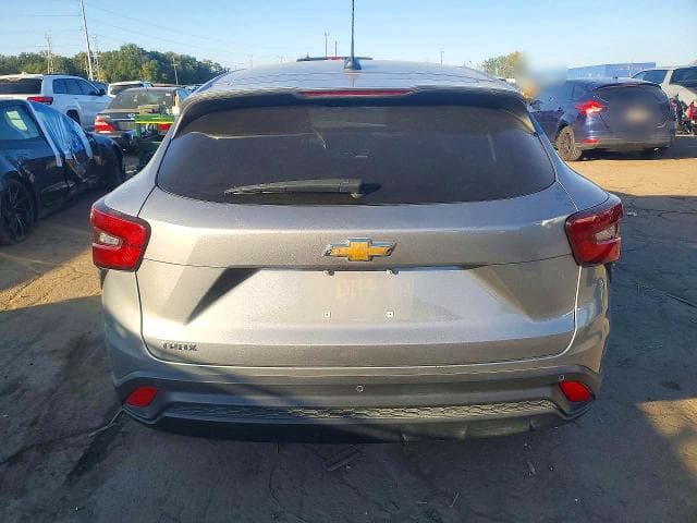 2025 CHEVROLET TRAX LS 6
