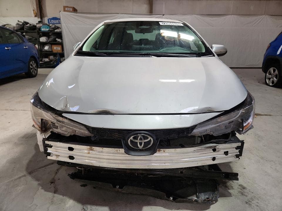 2026 TOYOTA COROLLA LE 5