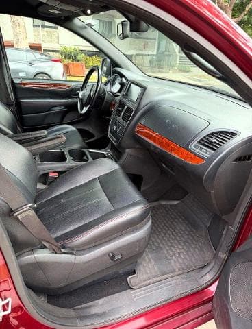 2019 DODGE GRAND CARAVAN GT 5