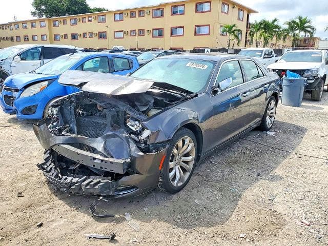 2020 CHRYSLER 300 LIMITED - 1