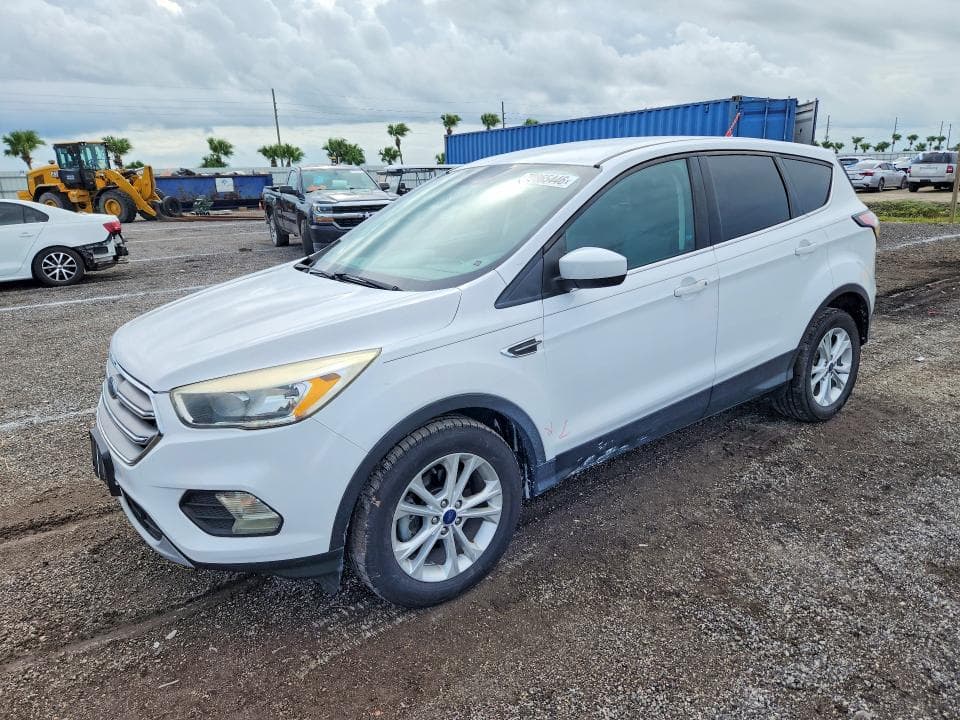 2017 FORD ESCAPE SE - 1