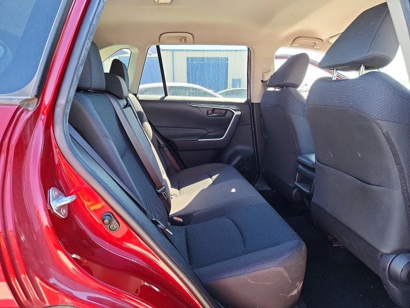 2019 TOYOTA RAV4 LE 11